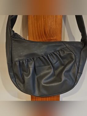 Elegant Vintage BRIXTON Gray Leather Shoulder Bag